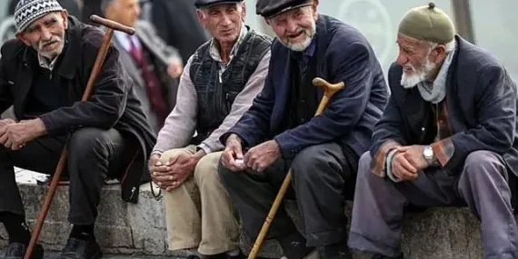 Yaşlı nüfusu artıyor: “Uzun süreli bakım sigortası” gündemde