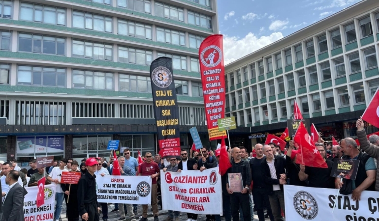 Staj ve çıraklık sigortası mağdurları: Anneler Günü’nü kutlayamadık, buraya geldik
